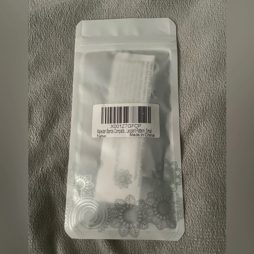 Fit-Bit Charge 3 and 4 Leopard Print Band